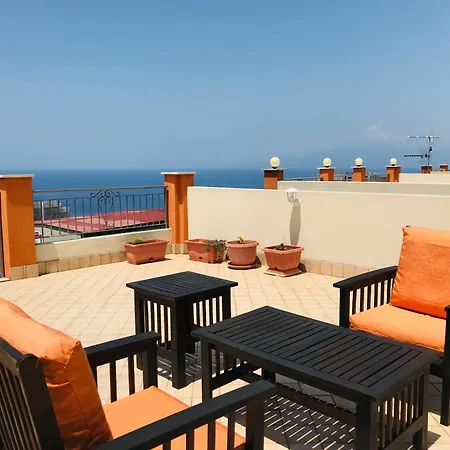 בית נופש Borgonovo Penthouse 13p